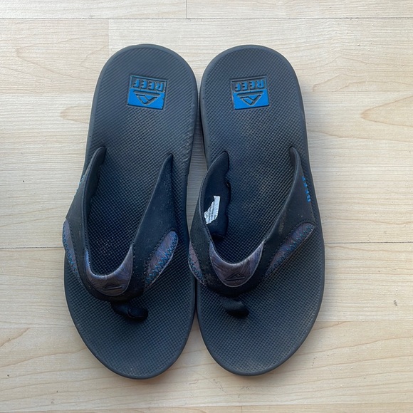 Reef - Mens Fanning Sandals, size 8 US mens, color black.